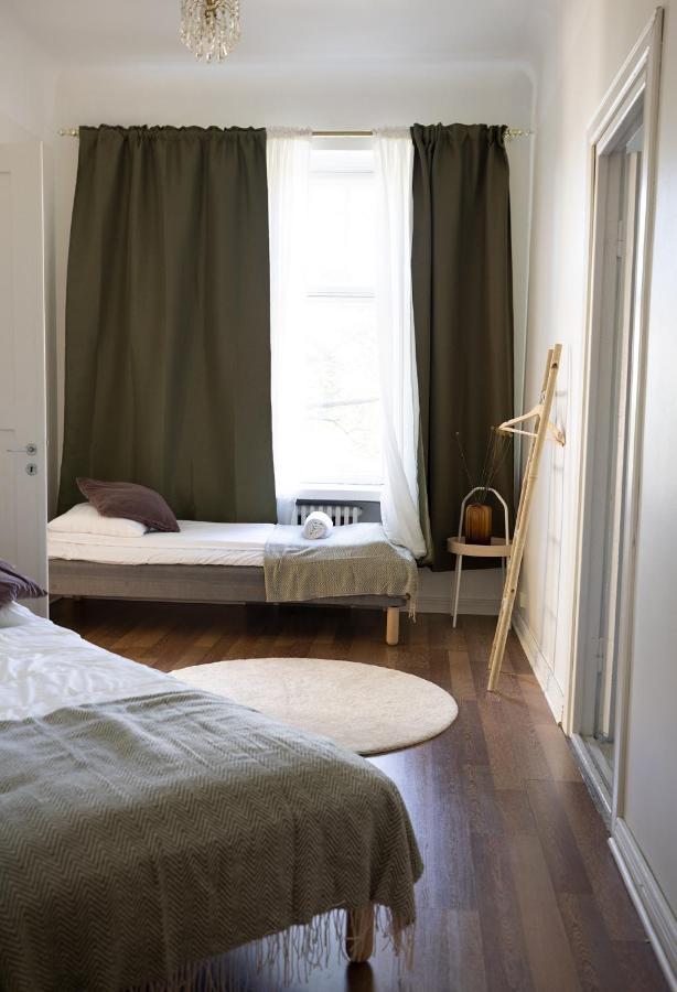 2Ndhomes City Center 2Br Apartment By The Finnish National Theatre With Balcony And Park View Helsinki Buitenkant foto